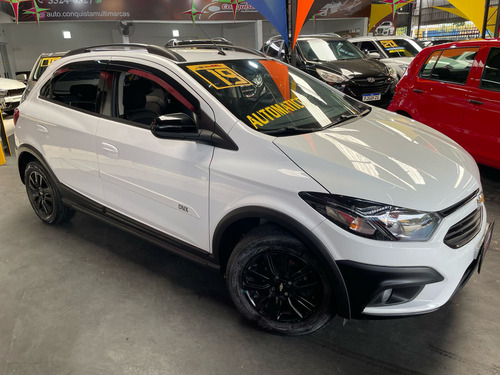 Chevrolet Onix Onix 1.4 Activ SPE/4 (Aut)