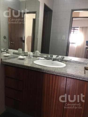 Amplio Departamento Un Dormitorio Con Balcón - Vista Al Frente