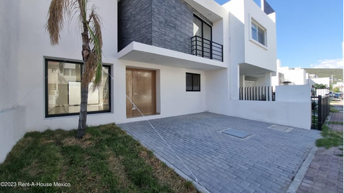 Casa Nueva C/recamara En Planta Baja Y En Calle Abierta El Refugio Qro