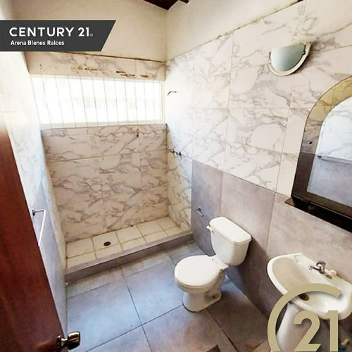 Imagen 9 de 10 de En Venta Casa De Uso Comercial. Local Oficina En Lecheria