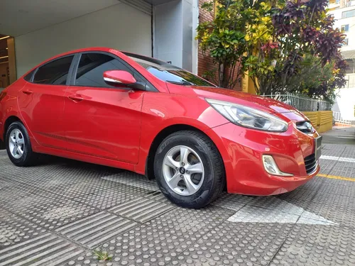Hyundai Accent 1.6 Premium Mecánica