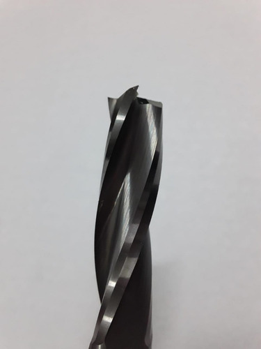Imagen 2 de 7 de Mecha Fresa Integral Widia 4 Mm Z2 Italiana Lado Util 12 Mm