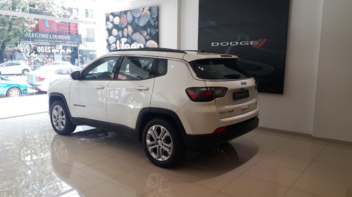 Imagen 13 de 25 de Jeep Compass Sport 2023+