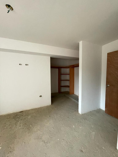 Apartamento En Venta 114 M2 - Urb. La Bonita