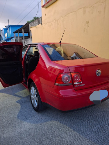 Volkswagen Jetta 2.0 L4 Mt
