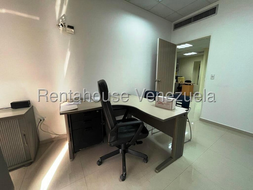 Alquiler De Oficina / Los Dos Caminos Mg 5-9253