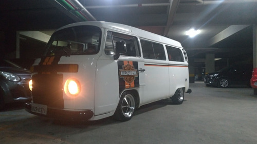 Volkswagen Kombi 2008 1.4 Standard Total Flex 3p