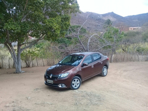 Renault Logan 2014 1.6 Dynamique Hi-power 4p