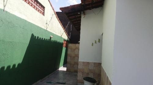 Imagem 11 de 14 de Casa Na Praia Com Piscina E 2 Quartos Em Itanhaém | 5015-pc