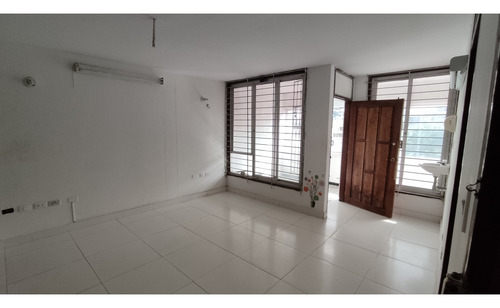 Venta - Casa Oficinas - Chuchurubi - Montería