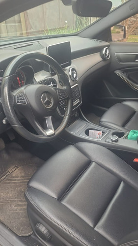 Mercedes-Benz Clase GLA 1.6 Gla200 Urban 156cv