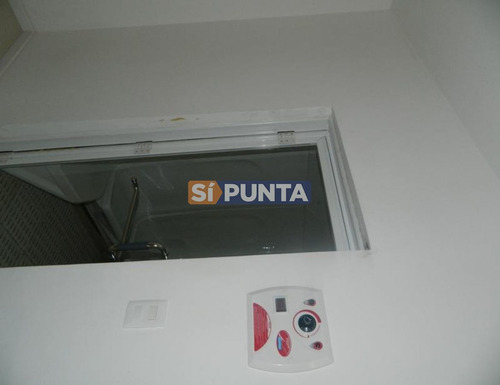 Imagen 22 de 30 de Brava, Edificio Con Servicios