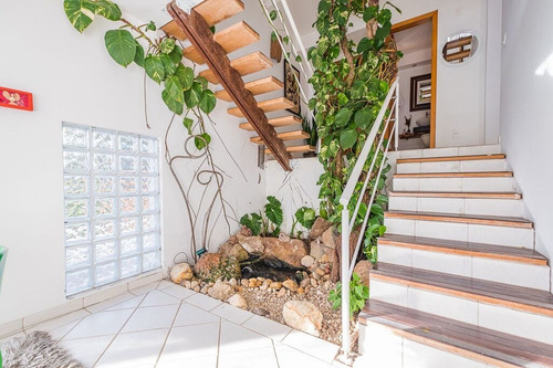 Imagem 7 de 30 de Casa À Venda No Bairro Agronômica - Florianópolis/sc - O-22803-37689