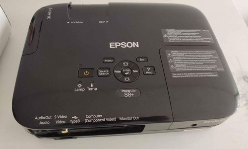 Proyector Epson S8 Con 5000 Lúmenes 230$