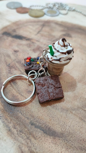 Imagen 3 de 4 de Llavero Brownies Y Frappé / Llavero Brownie / Llavero Frappe