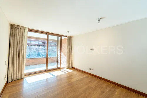 Moderno Departamento En Sector Residencial