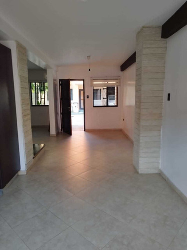 Imagen 14 de 16 de Leal Pérez Vende Townhouse En Mañongo, Res Monte Libano