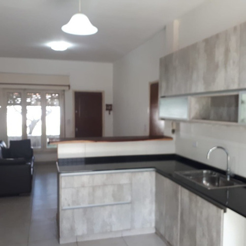 Imagen 6 de 14 de Casa Ph En Venta En Moron Sur