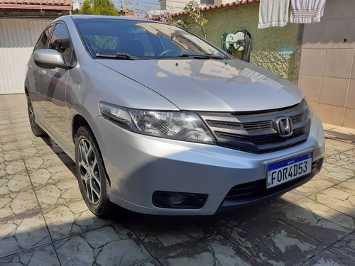 Imagem 2 de 8 de Honda City 2014 1.5 Sport Flex 4p