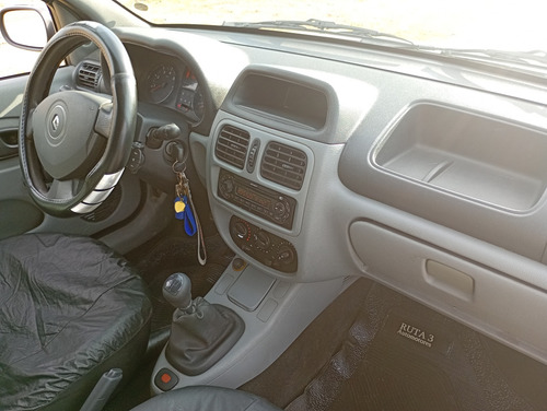 Renault Clio 1.2 Campus Pack Ii 75cv