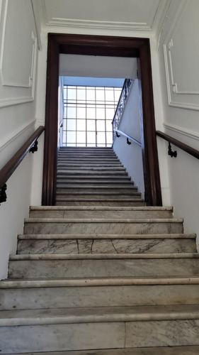 Casa En Alquiler Uso Profesional, Comercial O Institucional - Centro Sarmiento 1000 - Excelente Ubicación