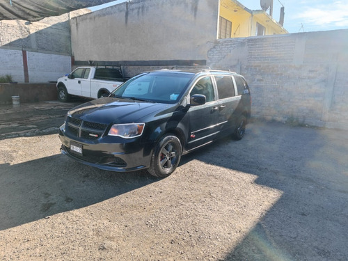 Dodge Gran Caravan 3.6 Lts Americana Con Pedimento 