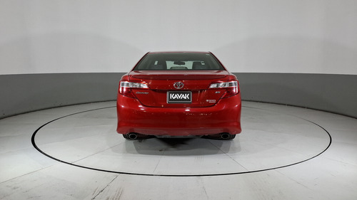 Toyota Camry 3.5 SE V6 6AT