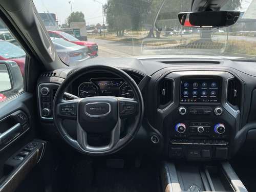 GMC Sierra 6.2 Denali Dvd At