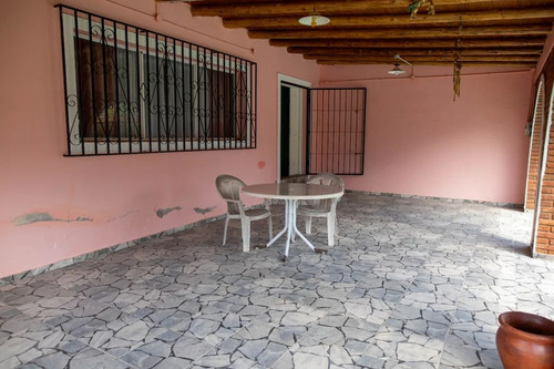 Casa En Venta En Andino.