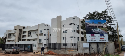 Imagen 2 de 26 de Unidad En Planta Baja Con Jardin -vivo Tortuguitas