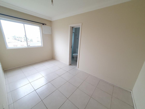 Apartamento Em Dom Bosco, Itajaí/sc De 60m² 2 Quartos À Venda Por R$ 340.000,00 - Ap982147