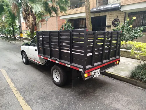 Toyota Hilux Estacas 4x2
