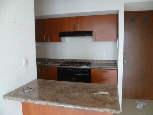 Departamento Súper Ubicado Frente A La Torre De Pemex