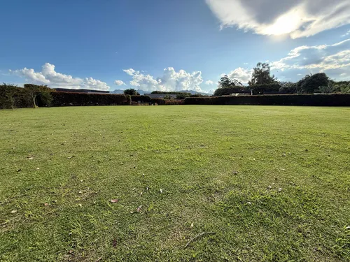Lote En Venta En Parcelacion En Llanogrande A 5 Minutos De Jardines Y Carulla, Completamente Plano