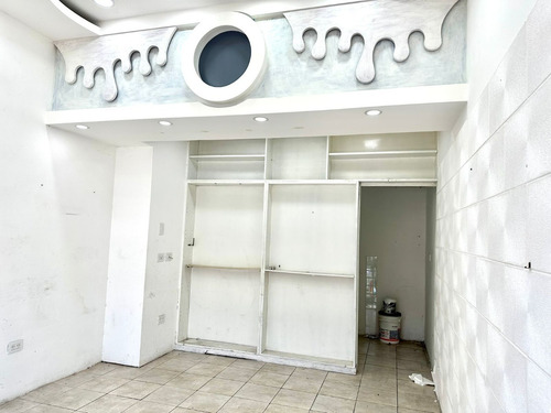 Local En Venta De 3x8