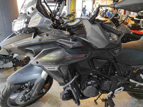 Motofeel Cdmx - Benelli Trk 502 @motofeelmx