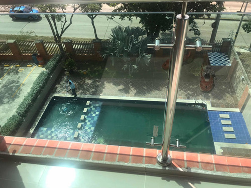 Imagen 12 de 13 de Villasantos Apto 3 Alc, 2 Garajes, Depósito, Piscina Y Demás