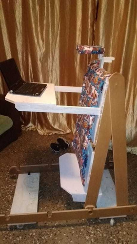 Imagen 2 de 5 de Bipidestador Infantil Plegable