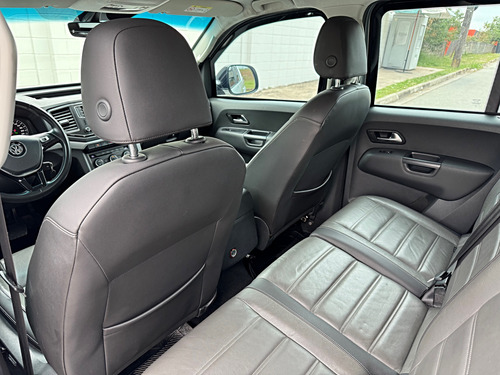 Volkswagen Amarok 3.0 Highline Cab. Dupla V6 4x4 Aut. 4p