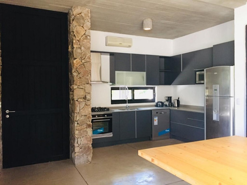 Magnifica Casa En Barrio Privado- Ref: 6391