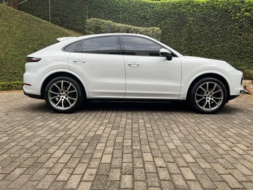 Porsche Cayenne 3.0