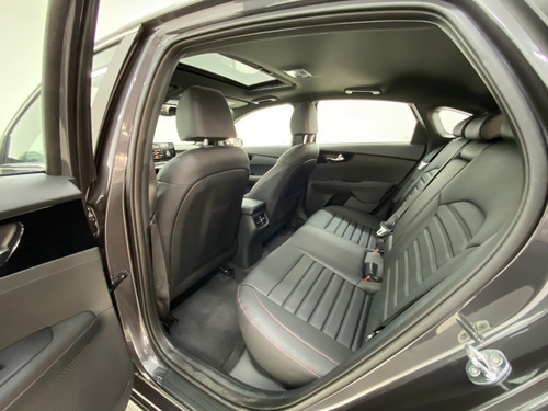 Kia Forte 2.0 Hb Gt At Doble Embrague