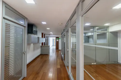Oficina En Arriendo/venta En Chico Norte. Cod A1105064