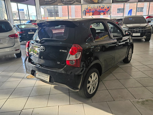 Toyota Etios 1.5 X Plus 16v Aut. 4p