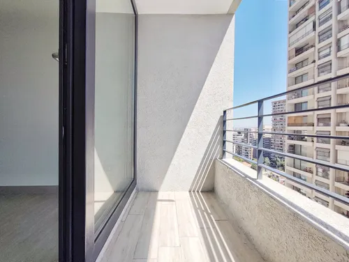 Edificio Av. Irarrázaval (1 Est. 1 Bod.) Vista Poniente Pi