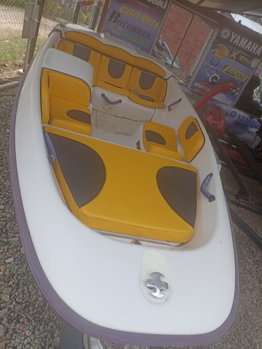 Imagen 2 de 5 de Bote Bayliner