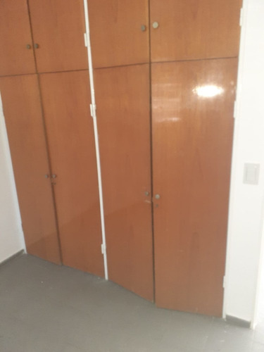 Imagen 4 de 11 de Vendo Nueva Cordoba Departamento 1 Dormitorio Con Balcon Baño Frente Al Parque