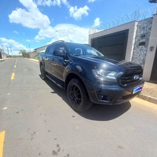 Ford Ranger 2.2 Black Cab. Dupla 4x2 Aut. 4p