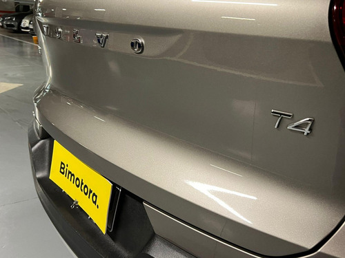 Volvo XC40 T4 FWD