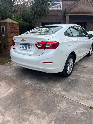 Chevrolet Cruze 1.8 Lt Mt 4 p